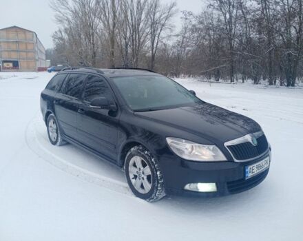 Черный Шкода Октавия, объемом двигателя 1.6 л и пробегом 269 тыс. км за 7700 $, фото 1 на Automoto.ua