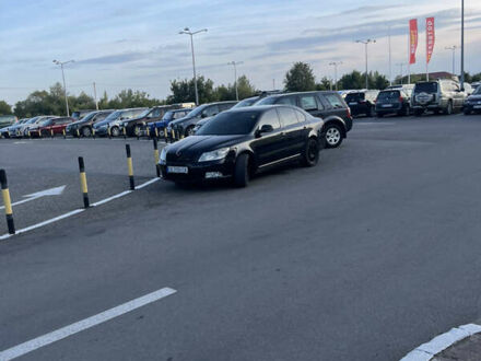 Шкода Октавия 2010 в Черновцах на Automoto.ua Черный Шкода Октавия, объемом двигателя 1.97 л и пробегом 309 тыс. км за 8700 $, фото 1 на Automoto.ua