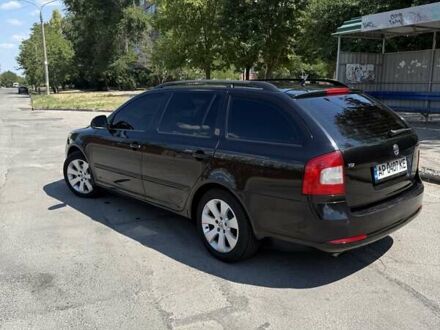 Чорний Шкода Октавія, об'ємом двигуна 1.6 л та пробігом 324 тис. км за 7500 $, фото 1 на Automoto.ua