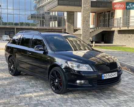 Черный Шкода Октавия, объемом двигателя 2 л и пробегом 320 тыс. км за 11500 $, фото 1 на Automoto.ua