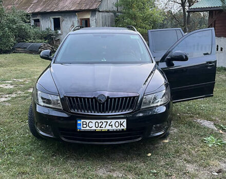 Черный Шкода Октавия, объемом двигателя 1.6 л и пробегом 322 тыс. км за 8716 $, фото 1 на Automoto.ua