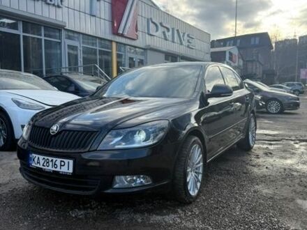Черный Шкода Октавия, объемом двигателя 1.8 л и пробегом 260 тыс. км за 6200 $, фото 1 на Automoto.ua