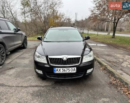 Черный Шкода Октавия, объемом двигателя 1.6 л и пробегом 305 тыс. км за 7600 $, фото 1 на Automoto.ua