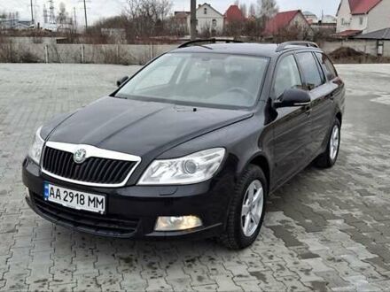 Черный Шкода Октавия, объемом двигателя 1.8 л и пробегом 328 тыс. км за 8400 $, фото 1 на Automoto.ua
