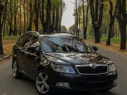 Шкода Октавія 2011 у Чернівцях на Automoto.ua Чорний Шкода Октавія, об'ємом двигуна 1.97 л та пробігом 272 тис. км за 9999 $, фото 1 на Automoto.ua