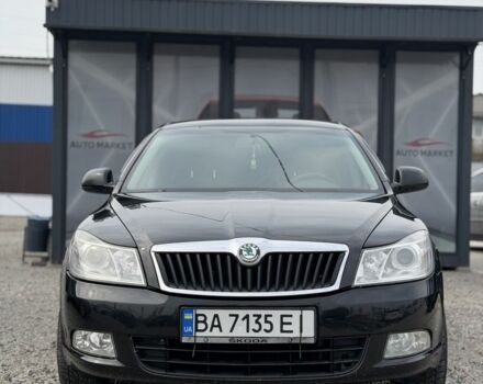 Черный Шкода Октавия, объемом двигателя 1.8 л и пробегом 209 тыс. км за 6999 $, фото 1 на Automoto.ua