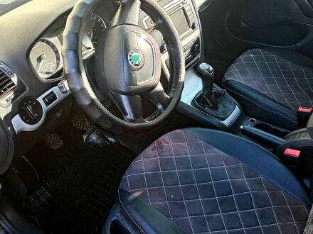 Шкода Октавия 2011 в Сумах на Automoto.ua Черный Шкода Октавия, объемом двигателя 1.6 л и пробегом 290 тыс. км за 8500 $, фото 1 на Automoto.ua
