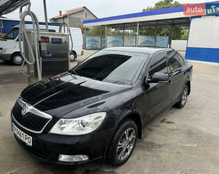 Черный Шкода Октавия, объемом двигателя 1.8 л и пробегом 170 тыс. км за 8000 $, фото 1 на Automoto.ua