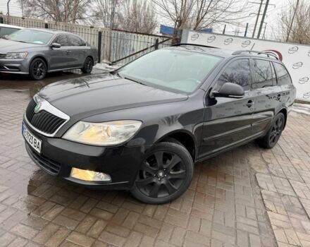 Черный Шкода Октавия, объемом двигателя 1.8 л и пробегом 223 тыс. км за 7999 $, фото 1 на Automoto.ua