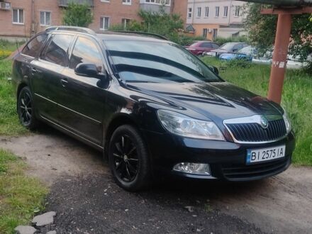 Чорний Шкода Октавія, об'ємом двигуна 1.4 л та пробігом 200 тис. км за 8000 $, фото 1 на Automoto.ua