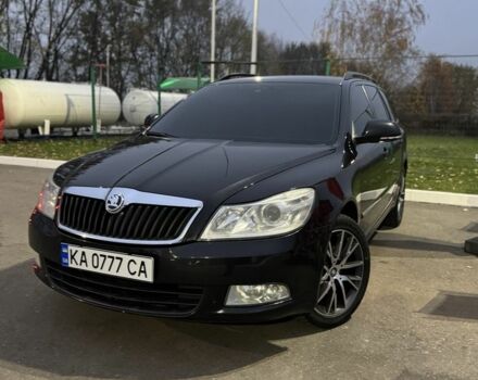 Черный Шкода Октавия, объемом двигателя 2 л и пробегом 305 тыс. км за 8800 $, фото 1 на Automoto.ua