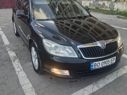 Черный Шкода Октавия, объемом двигателя 2 л и пробегом 349 тыс. км за 8900 $, фото 1 на Automoto.ua