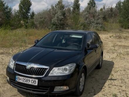 Чорний Шкода Октавія, об'ємом двигуна 1.6 л та пробігом 307 тис. км за 7400 $, фото 1 на Automoto.ua
