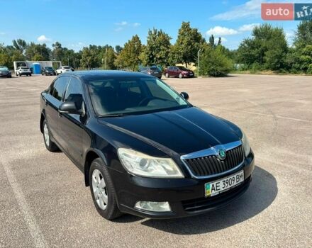 Черный Шкода Октавия, объемом двигателя 1.8 л и пробегом 135 тыс. км за 9500 $, фото 1 на Automoto.ua