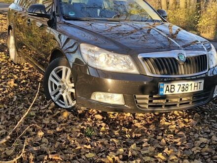 Черный Шкода Октавия, объемом двигателя 1.6 л и пробегом 216 тыс. км за 8500 $, фото 1 на Automoto.ua