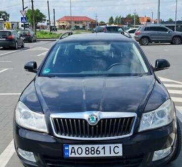 Черный Шкода Октавия, объемом двигателя 1.6 л и пробегом 276 тыс. км за 8100 $, фото 1 на Automoto.ua