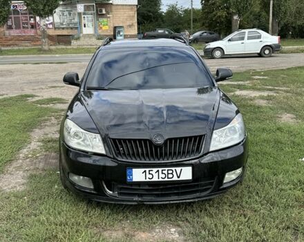 Черный Шкода Октавия, объемом двигателя 1.6 л и пробегом 324 тыс. км за 4000 $, фото 1 на Automoto.ua