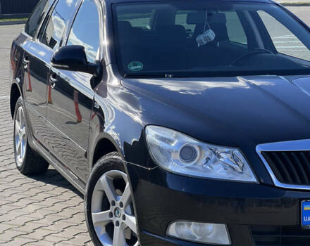 Черный Шкода Октавия, объемом двигателя 2 л и пробегом 232 тыс. км за 8999 $, фото 1 на Automoto.ua