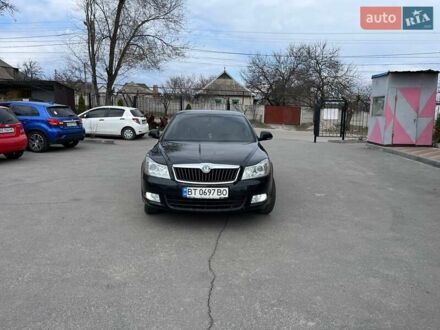 Шкода Октавия 2011 в Днепре (Днепропетровске) на Automoto.ua Черный Шкода Октавия, объемом двигателя 1.6 л и пробегом 208 тыс. км за 8400 $, фото 1 на Automoto.ua