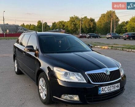 Черный Шкода Октавия, объемом двигателя 1.6 л и пробегом 285 тыс. км за 7200 $, фото 1 на Automoto.ua
