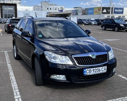 Черный Шкода Октавия, объемом двигателя 0 л и пробегом 297 тыс. км за 7900 $, фото 1 на Automoto.ua