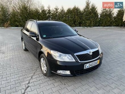 Шкода Октавия 2011 в Тернополе на Automoto.ua Черный Шкода Октавия, объемом двигателя 1.97 л и пробегом 206 тыс. км за 8550 $, фото 1 на Automoto.ua