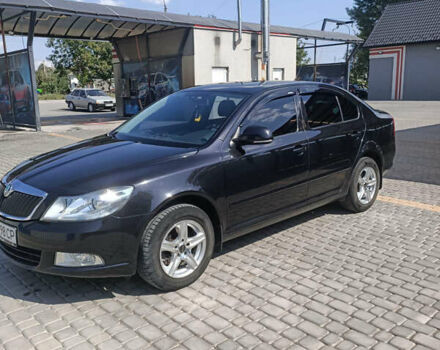 Черный Шкода Октавия, объемом двигателя 1.8 л и пробегом 102 тыс. км за 8800 $, фото 1 на Automoto.ua