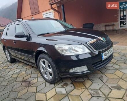 Чорний Шкода Октавія, об'ємом двигуна 1.6 л та пробігом 267 тис. км за 7200 $, фото 1 на Automoto.ua