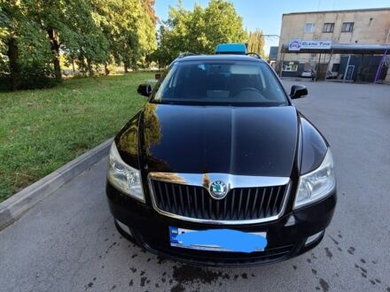 Черный Шкода Октавия, объемом двигателя 2 л и пробегом 320 тыс. км за 8766 $, фото 1 на Automoto.ua