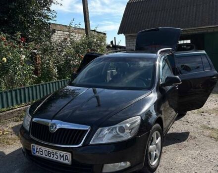 Чорний Шкода Октавія, об'ємом двигуна 1.6 л та пробігом 300 тис. км за 7500 $, фото 1 на Automoto.ua