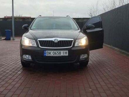Чорний Шкода Октавія, об'ємом двигуна 1.6 л та пробігом 292 тис. км за 8800 $, фото 1 на Automoto.ua