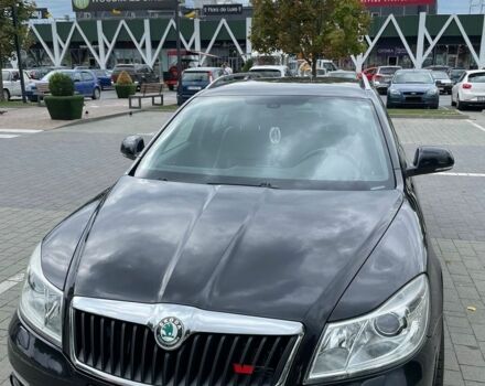 Черный Шкода Октавия, объемом двигателя 2 л и пробегом 195 тыс. км за 11500 $, фото 1 на Automoto.ua