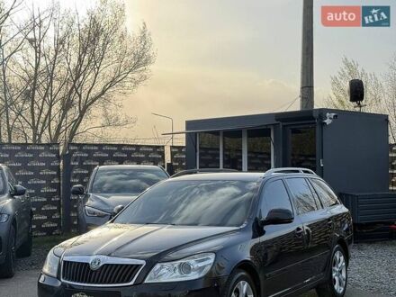 Черный Шкода Октавия, объемом двигателя 1.2 л и пробегом 272 тыс. км за 5700 $, фото 1 на Automoto.ua