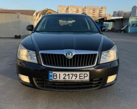 Черный Шкода Октавия, объемом двигателя 1.4 л и пробегом 210 тыс. км за 5900 $, фото 1 на Automoto.ua