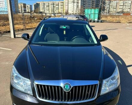 Черный Шкода Октавия, объемом двигателя 1.8 л и пробегом 136 тыс. км за 8000 $, фото 1 на Automoto.ua