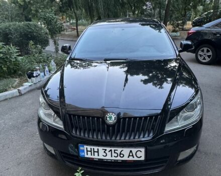 Черный Шкода Октавия, объемом двигателя 2 л и пробегом 220 тыс. км за 8343 $, фото 1 на Automoto.ua