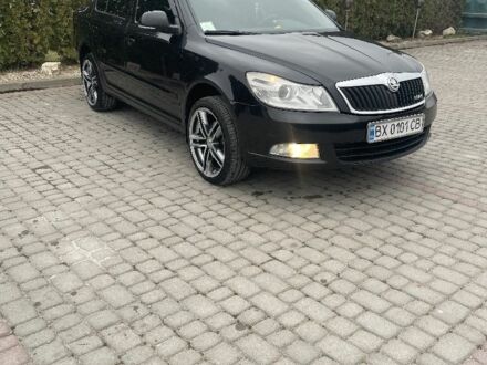 Черный Шкода Октавия, объемом двигателя 1.8 л и пробегом 173 тыс. км за 9000 $, фото 1 на Automoto.ua