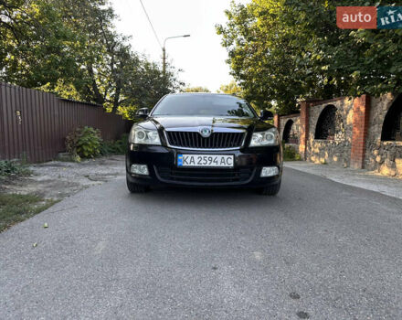 Чорний Шкода Октавія, об'ємом двигуна 1.6 л та пробігом 332 тис. км за 8100 $, фото 1 на Automoto.ua