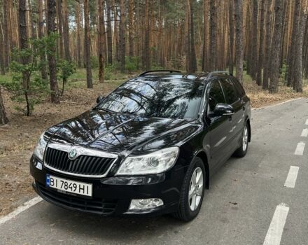 Черный Шкода Октавия, объемом двигателя 2 л и пробегом 281 тыс. км за 9200 $, фото 1 на Automoto.ua