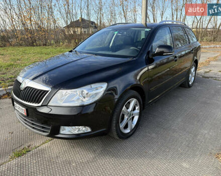 Черный Шкода Октавия, объемом двигателя 1.8 л и пробегом 222 тыс. км за 7200 $, фото 1 на Automoto.ua