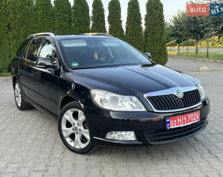 Черный Шкода Октавия, объемом двигателя 1.2 л и пробегом 230 тыс. км за 6800 $, фото 1 на Automoto.ua