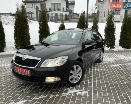 Черный Шкода Октавия, объемом двигателя 1.6 л и пробегом 201 тыс. км за 9799 $, фото 1 на Automoto.ua