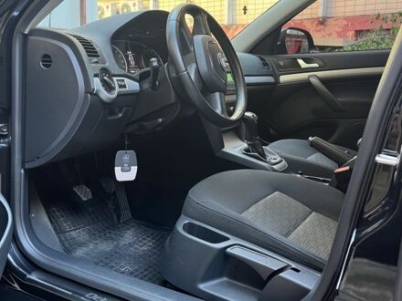 Шкода Октавия 2012 в Киеве на Automoto.ua Черный Шкода Октавия, объемом двигателя 1.6 л и пробегом 215 тыс. км за 8900 $, фото 1 на Automoto.ua