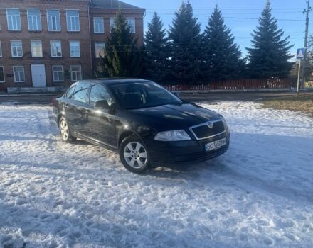 Черный Шкода Октавия, объемом двигателя 1.6 л и пробегом 239 тыс. км за 7900 $, фото 1 на Automoto.ua