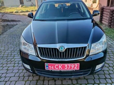 Черный Шкода Октавия, объемом двигателя 1.6 л и пробегом 226 тыс. км за 8200 $, фото 1 на Automoto.ua