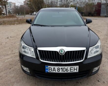 Черный Шкода Октавия, объемом двигателя 1.8 л и пробегом 141 тыс. км за 9200 $, фото 1 на Automoto.ua