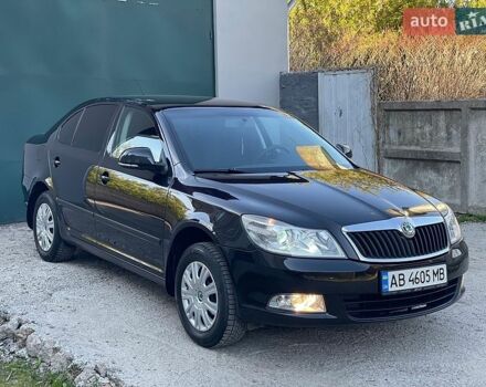 Черный Шкода Октавия, объемом двигателя 1.6 л и пробегом 97 тыс. км за 9990 $, фото 1 на Automoto.ua