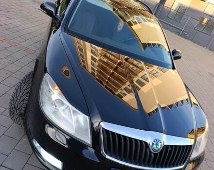 Черный Шкода Октавия, объемом двигателя 1.6 л и пробегом 220 тыс. км за 8500 $, фото 1 на Automoto.ua