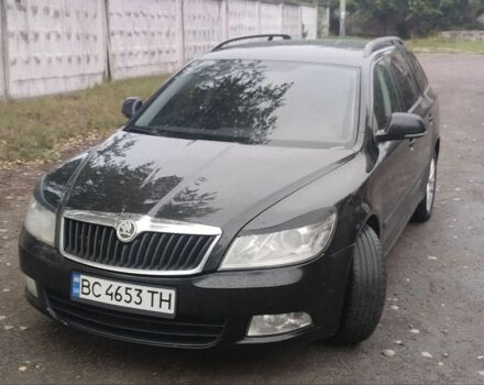 Черный Шкода Октавия, объемом двигателя 2 л и пробегом 332 тыс. км за 7900 $, фото 1 на Automoto.ua