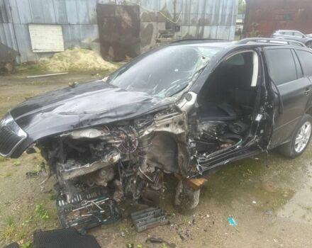 Чорний Шкода Октавія, об'ємом двигуна 2 л та пробігом 260 тис. км за 2800 $, фото 1 на Automoto.ua